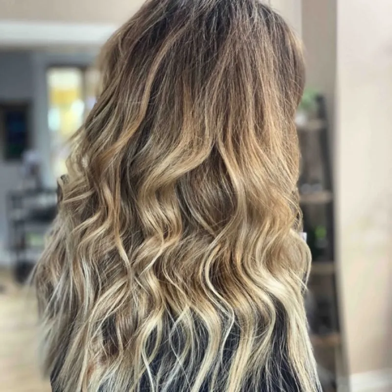 Lived-in Bronde Balayage